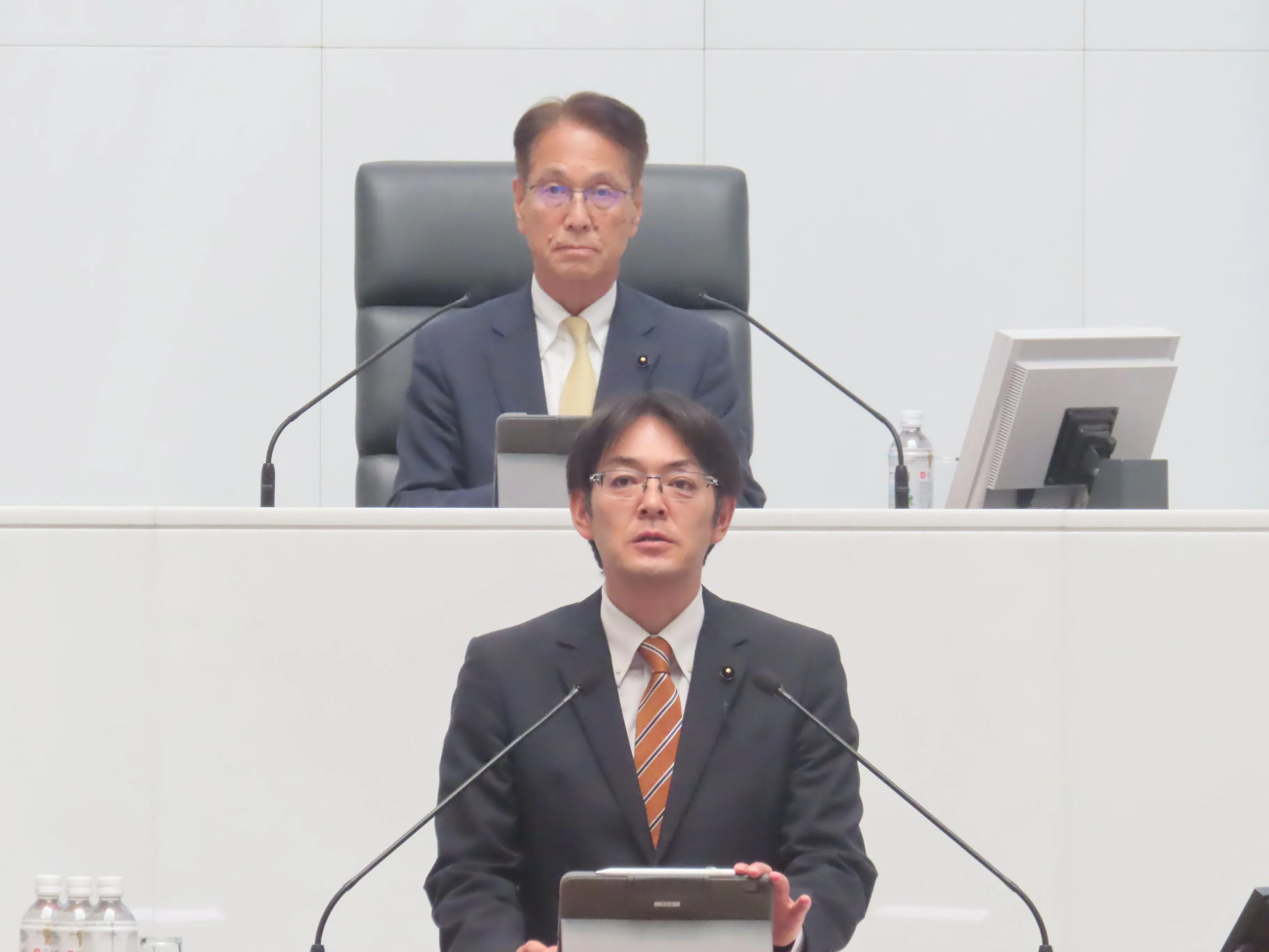 本会議の様子３