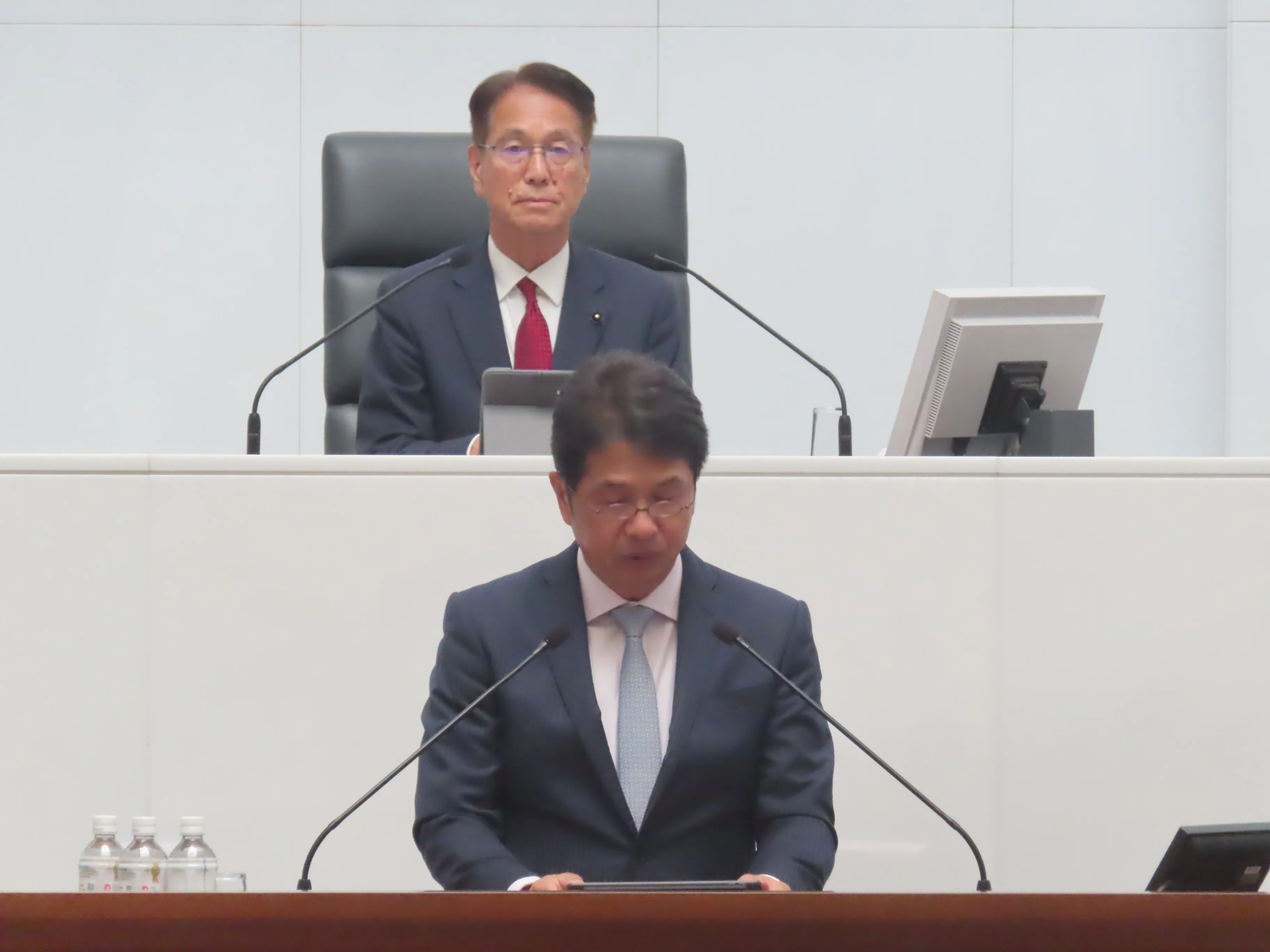 本会議の様子４