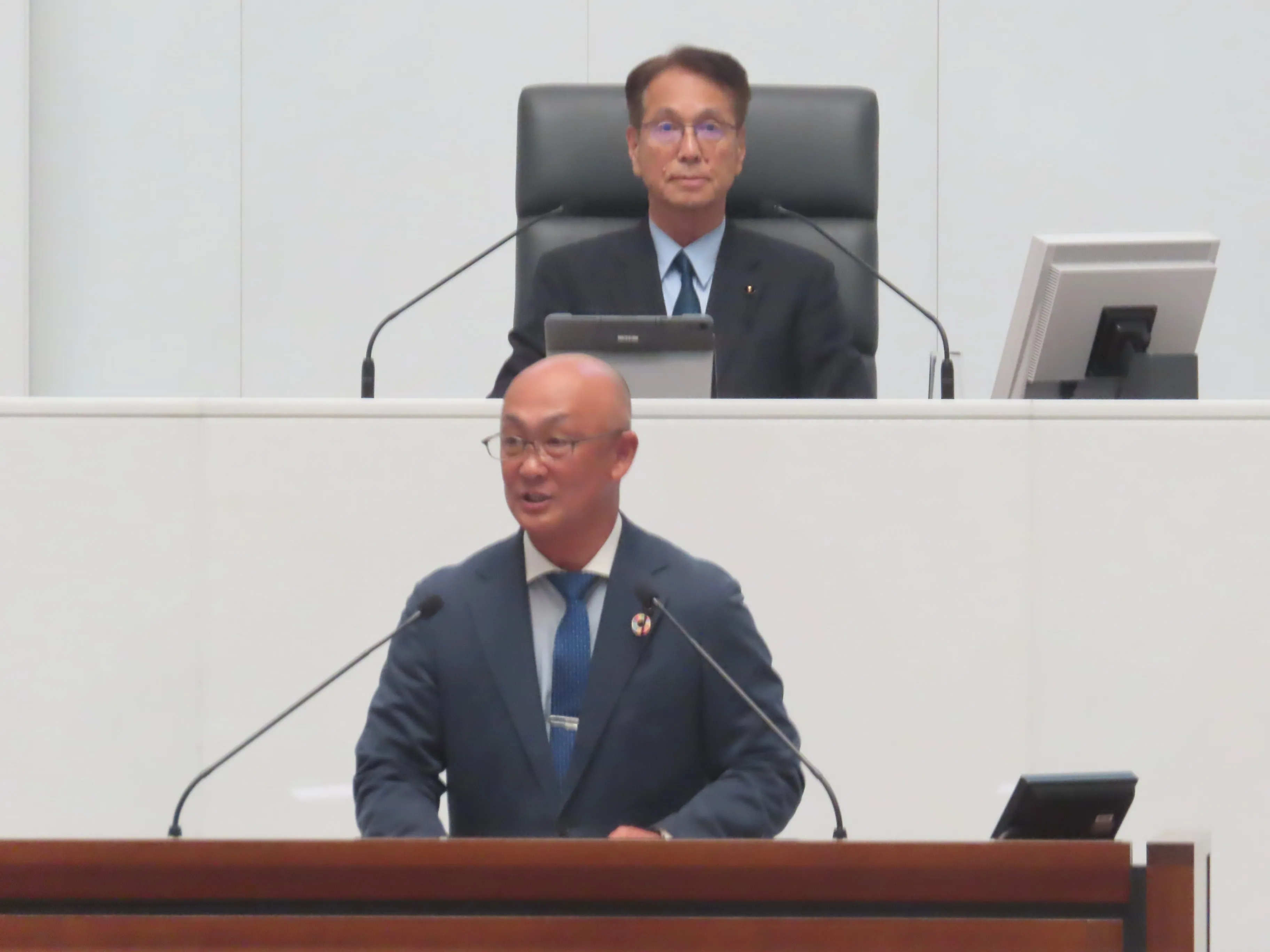 本会議の様子２