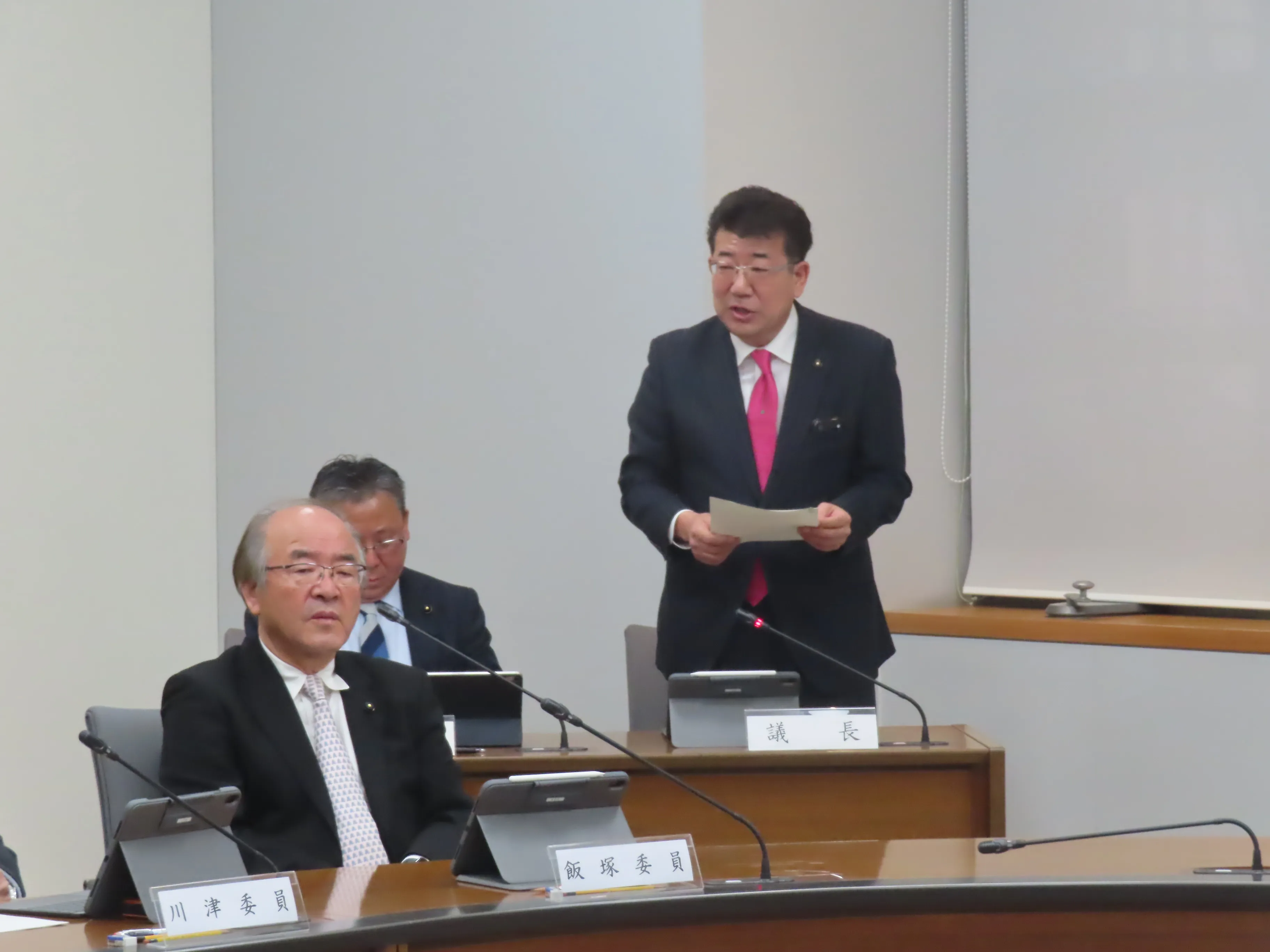 会議の様子１