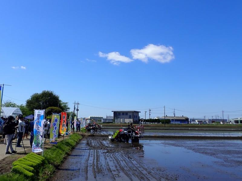 西部担い手農業経営研究会自動運転田植機