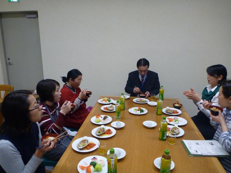 試食の様子